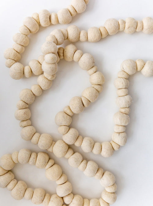 Guirlande de boules de neige en feutre de 12 pieds