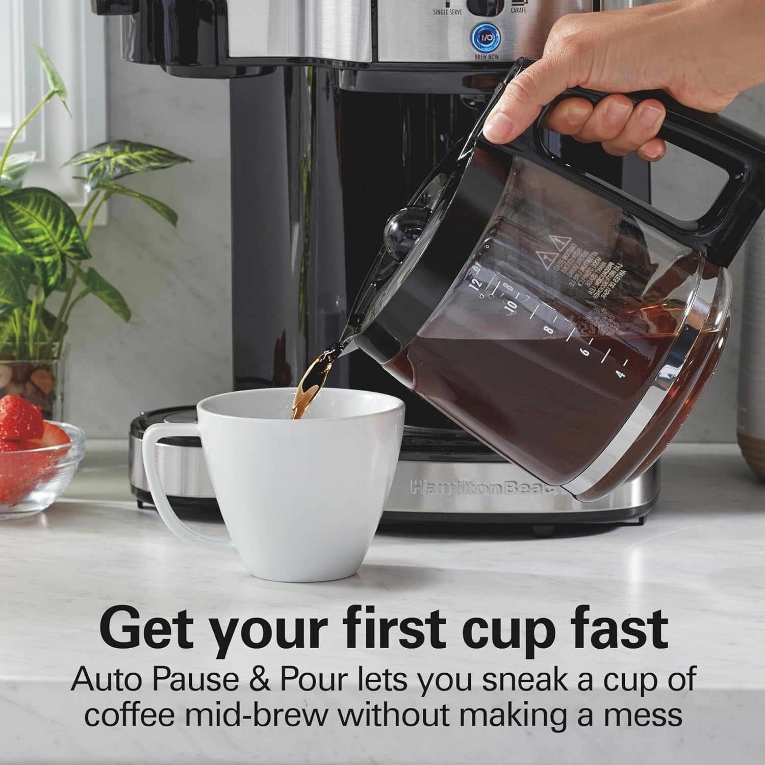 Cafetière 2 en 1 (12 tasses) et dosette individuelle, carafe en verre, pause et versement automatiques, noire