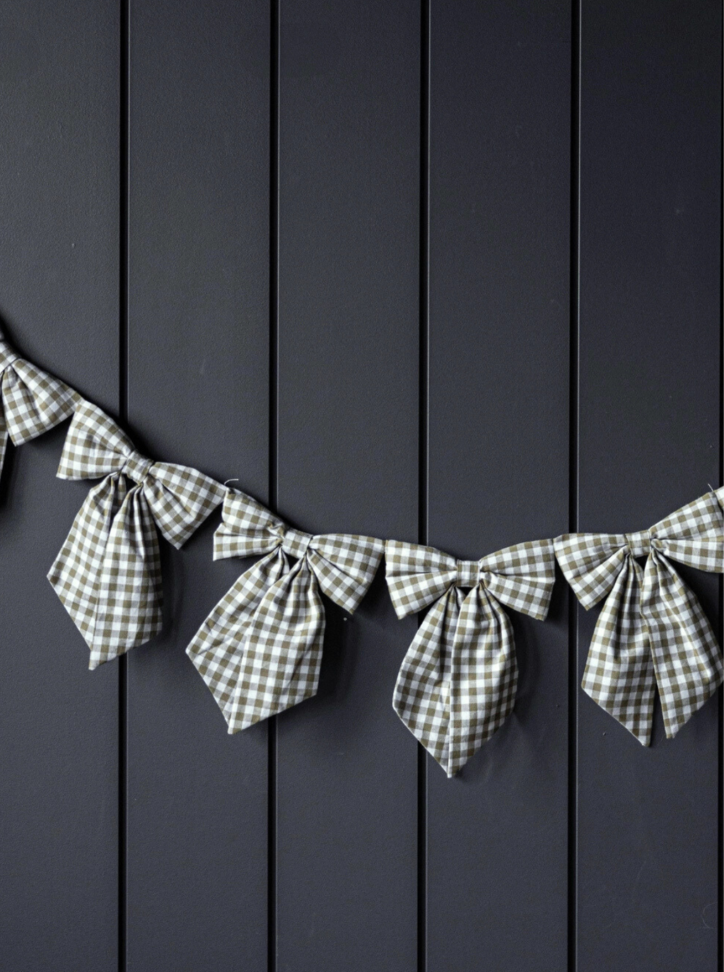 Guirlande de nœuds en tissu