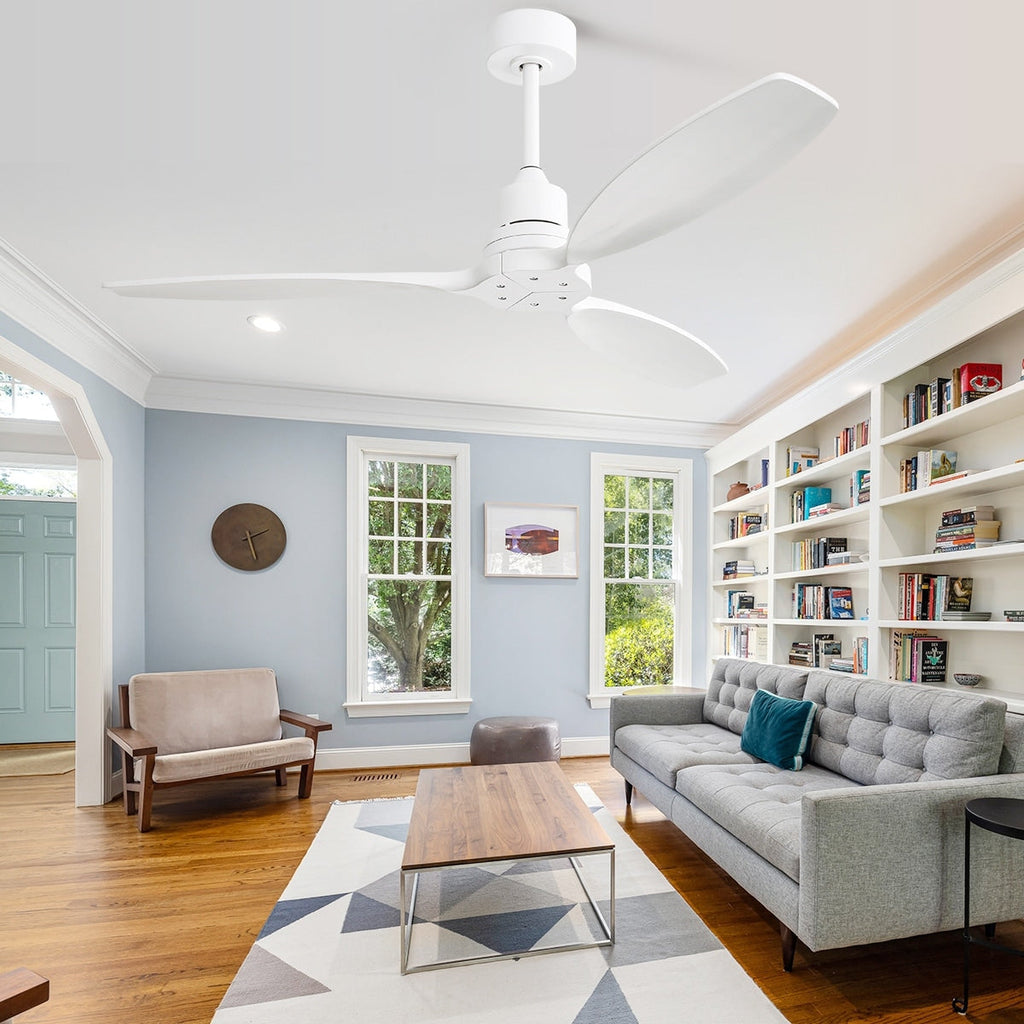 Ventilateur de plafond moderne de 132 cm (52 ​​pouces) en bois massif et ABS avec télécommande (sans éclairage), 6 vitesses de ventilation et flux d'air réversible.