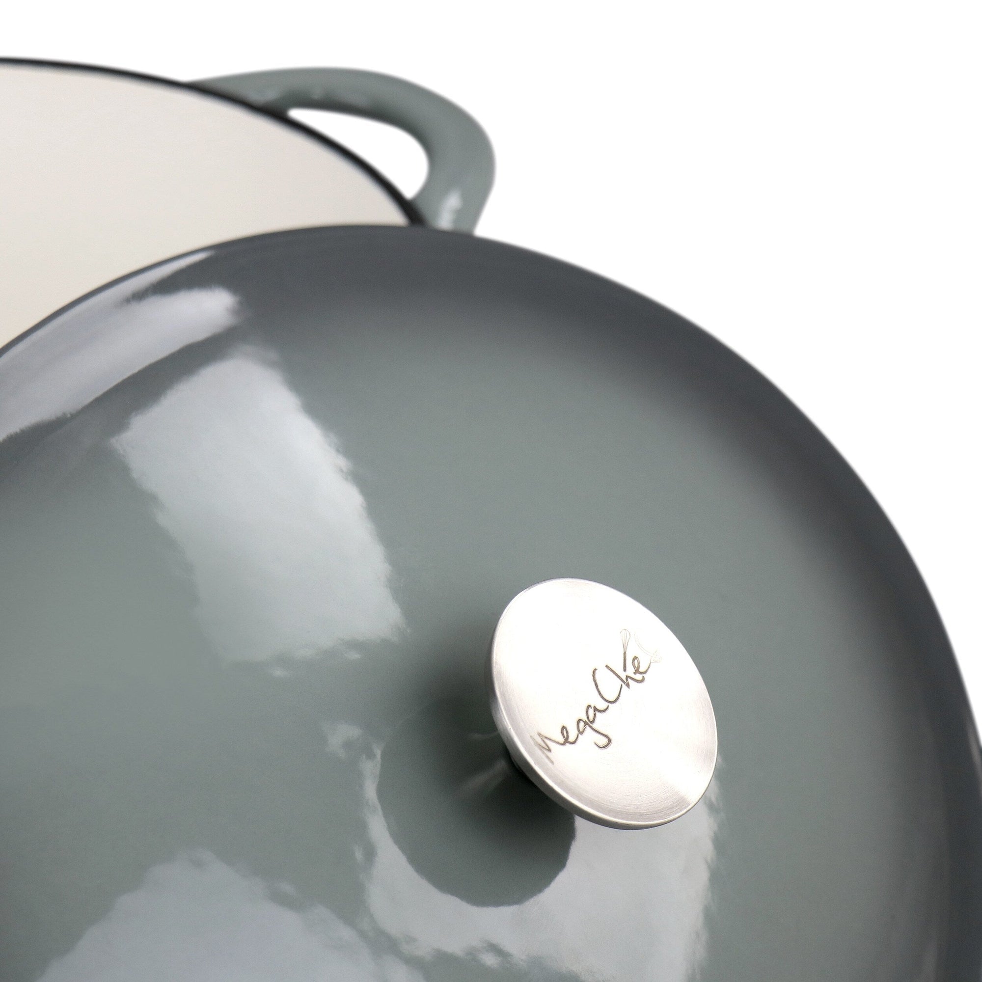 Cocotte ovale en fonte émaillée de 7 litres, couleur Nuage d'orage