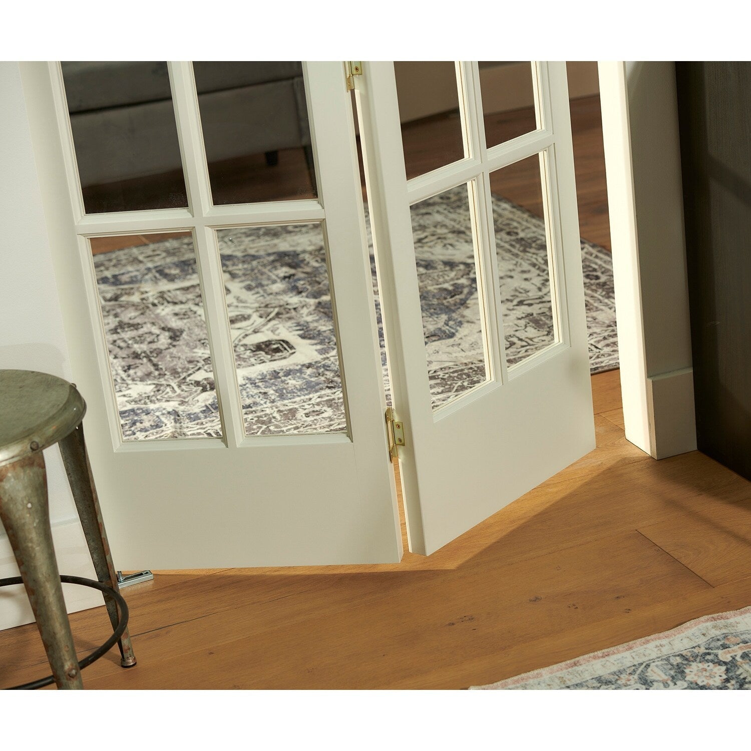 Porte pliante traditionnelle AWC en pin brut à vitrage divisé de 32 pouces