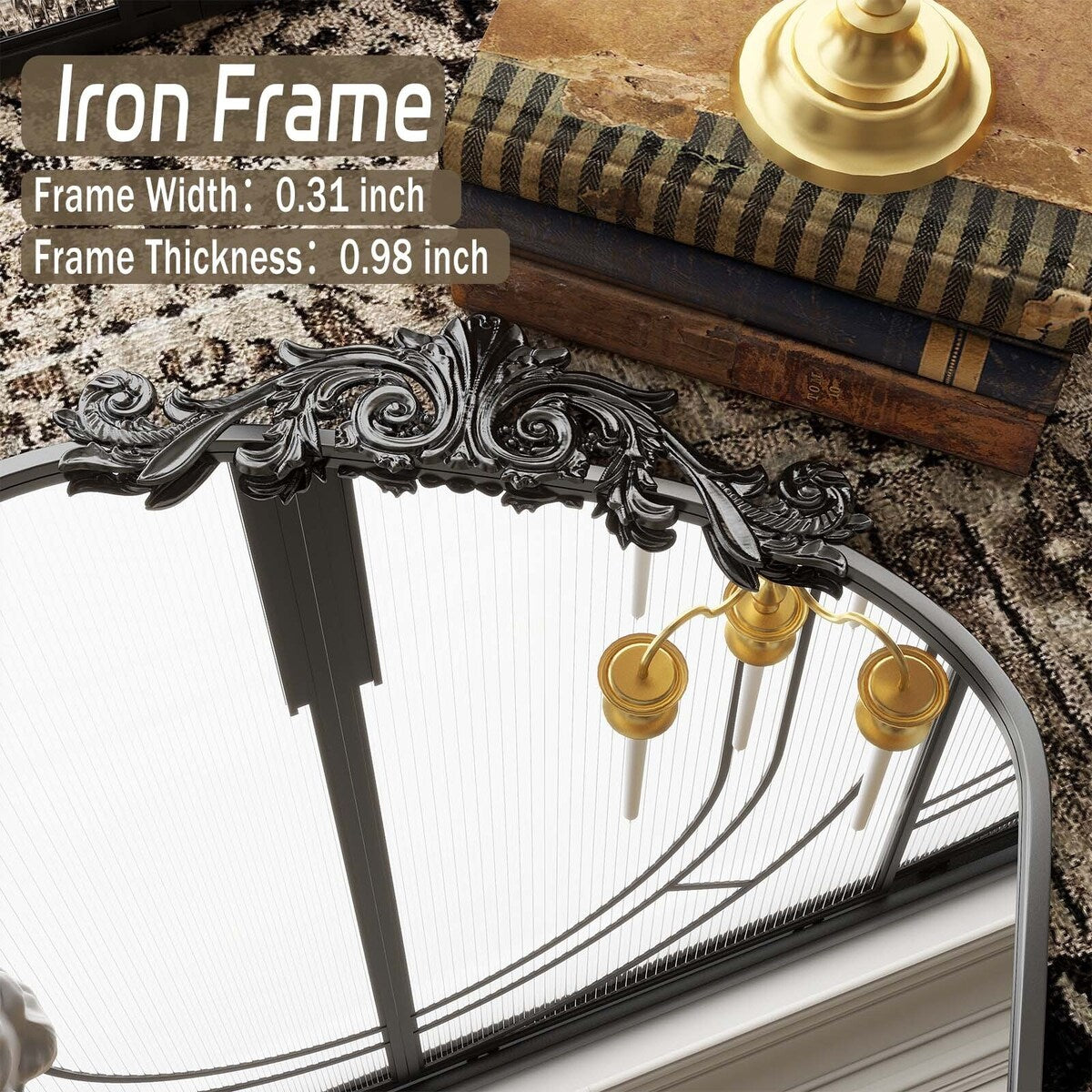 Miroir sur pied arqué à motif floral baroque