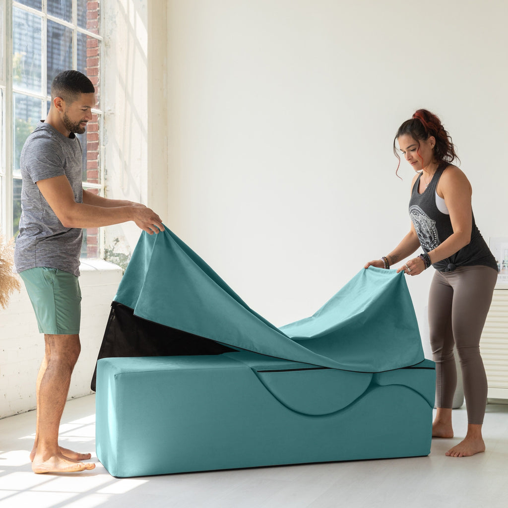 Chaise longue convertible Avana Kami / Yoga et massage - Pouf 2 en 1 avec fauteuil de yoga dépliable dissimulé, Microvelours - Non disponible