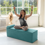 Chaise longue convertible Avana Kami / Yoga et massage - Pouf 2 en 1 avec fauteuil de yoga dépliable dissimulé, Microvelours - Non disponible
