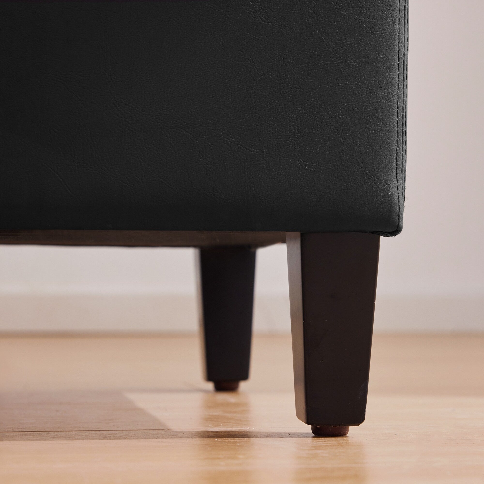 Pouf de rangement rectangulaire capitonné en similicuir (50,3 x 17,50 x 18 cm)