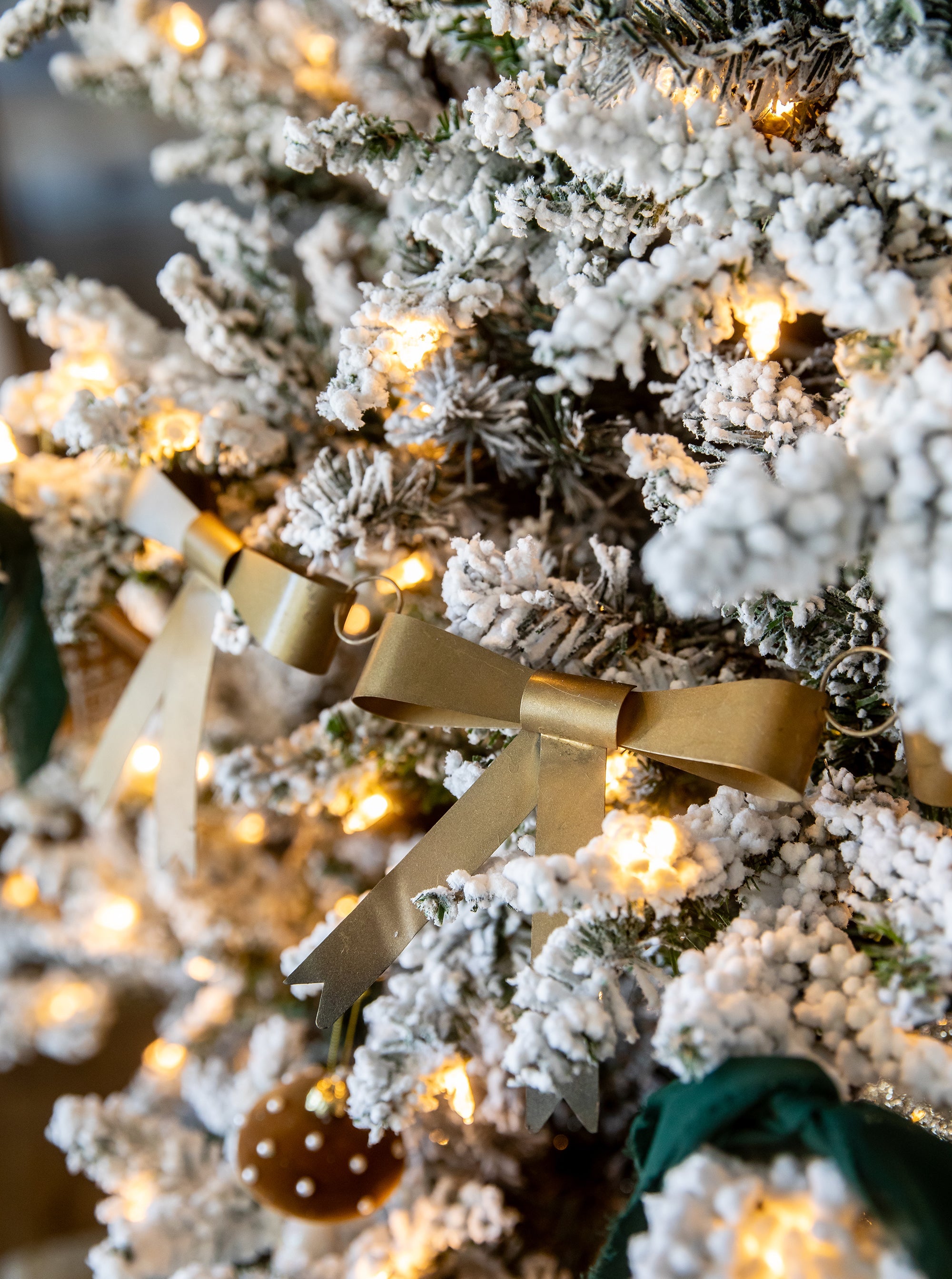 Guirlande de nœuds en métal 