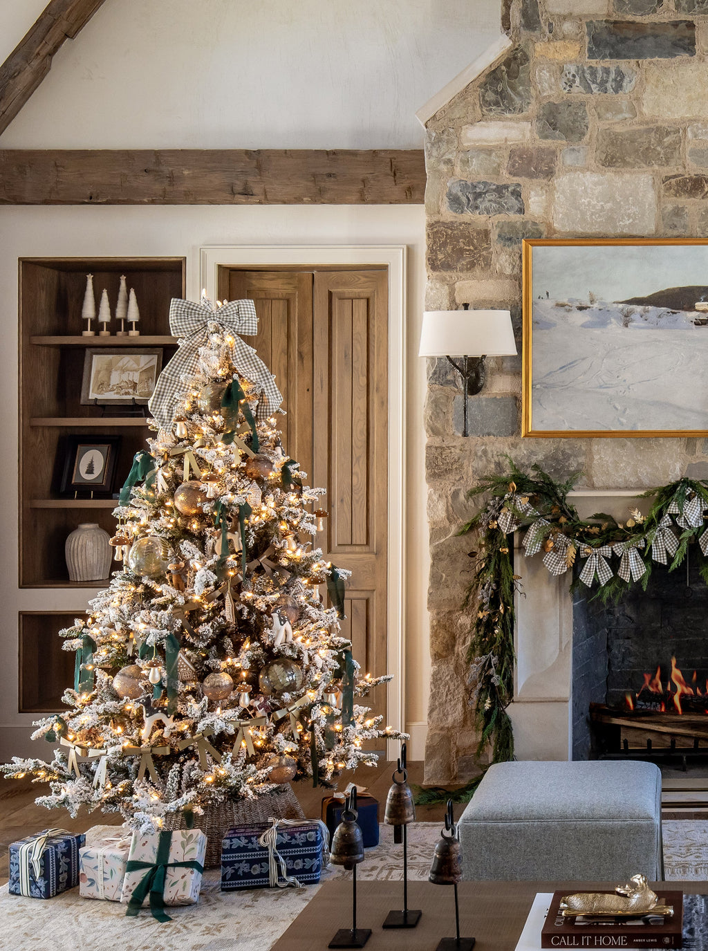 Sapin artificiel floqué pré-illuminé de 2,3 m