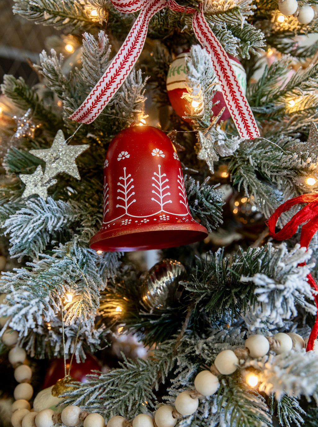 Ornement de clochette rouge