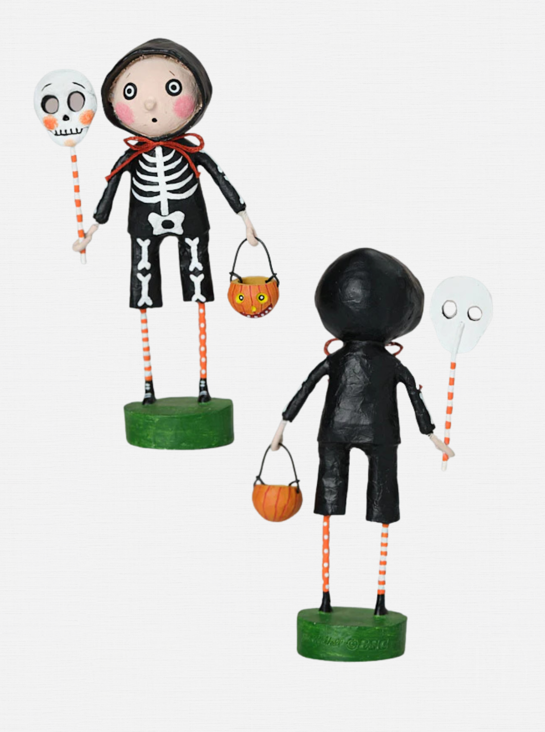 Les enfants qui font du porte-à-porte pour Halloween