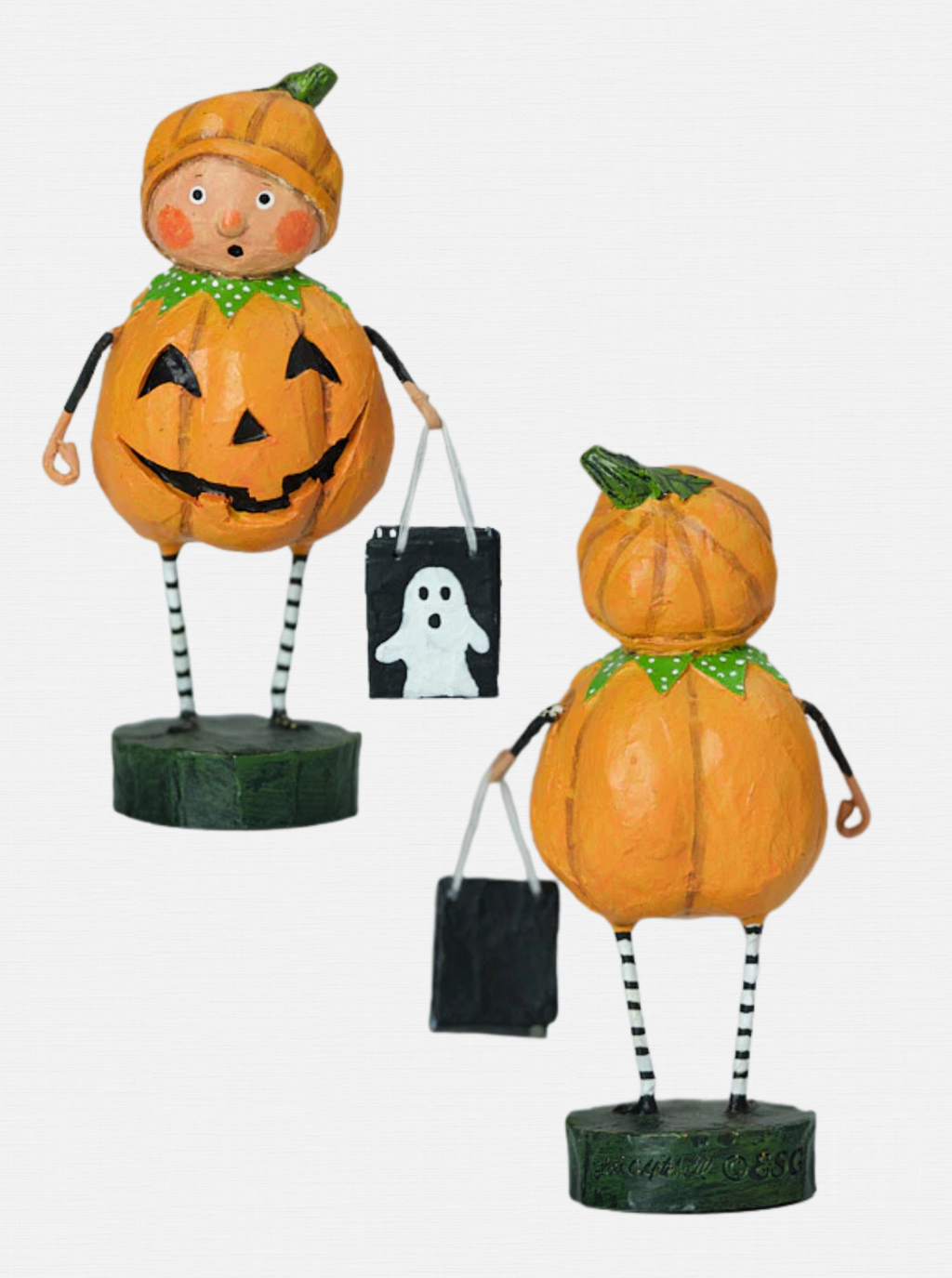 Les enfants qui font du porte-à-porte pour Halloween