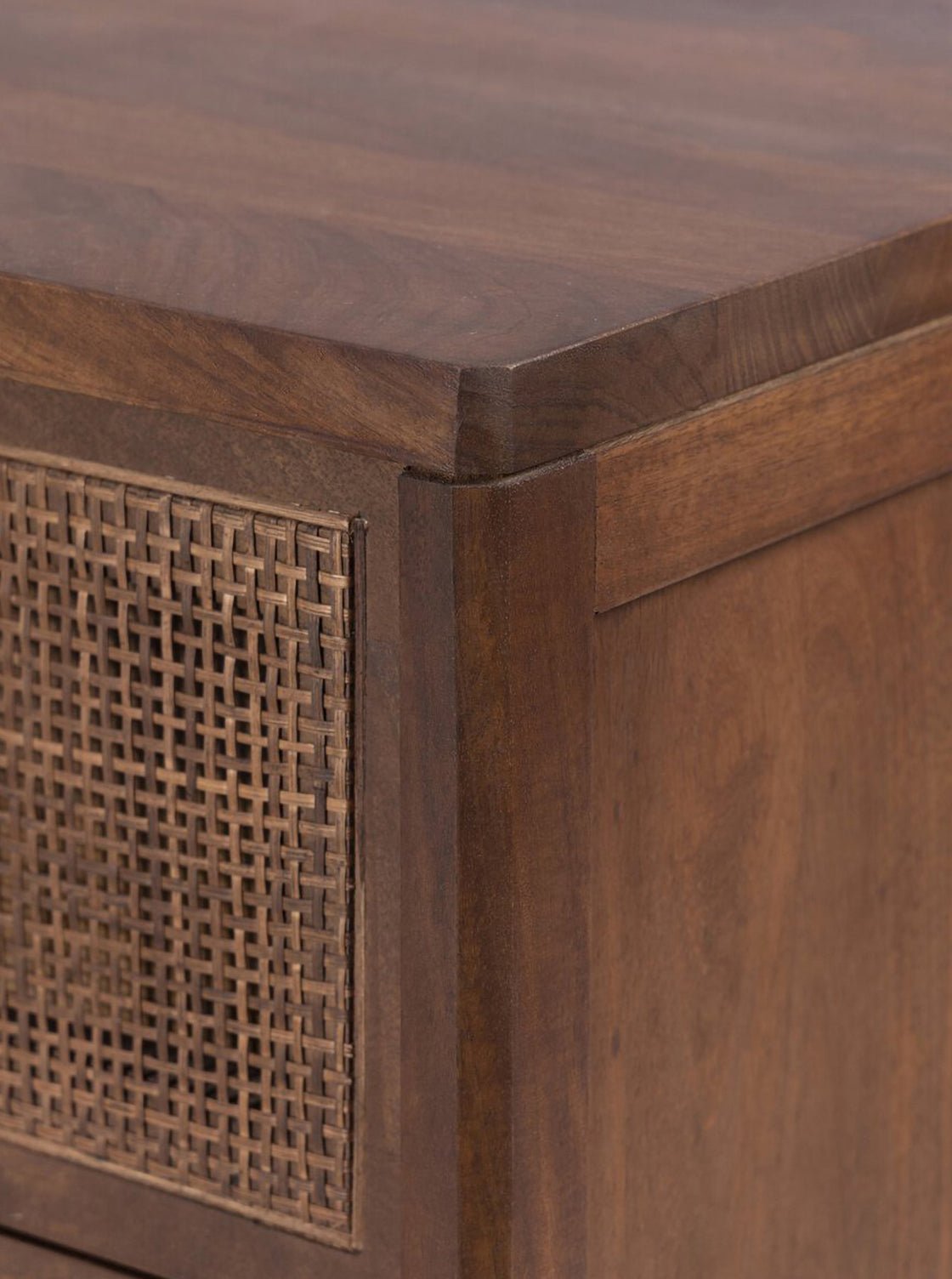 Commode Bria à neuf tiroirs