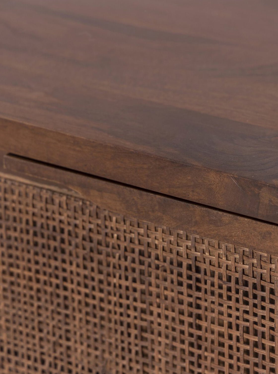 Commode Bria à neuf tiroirs