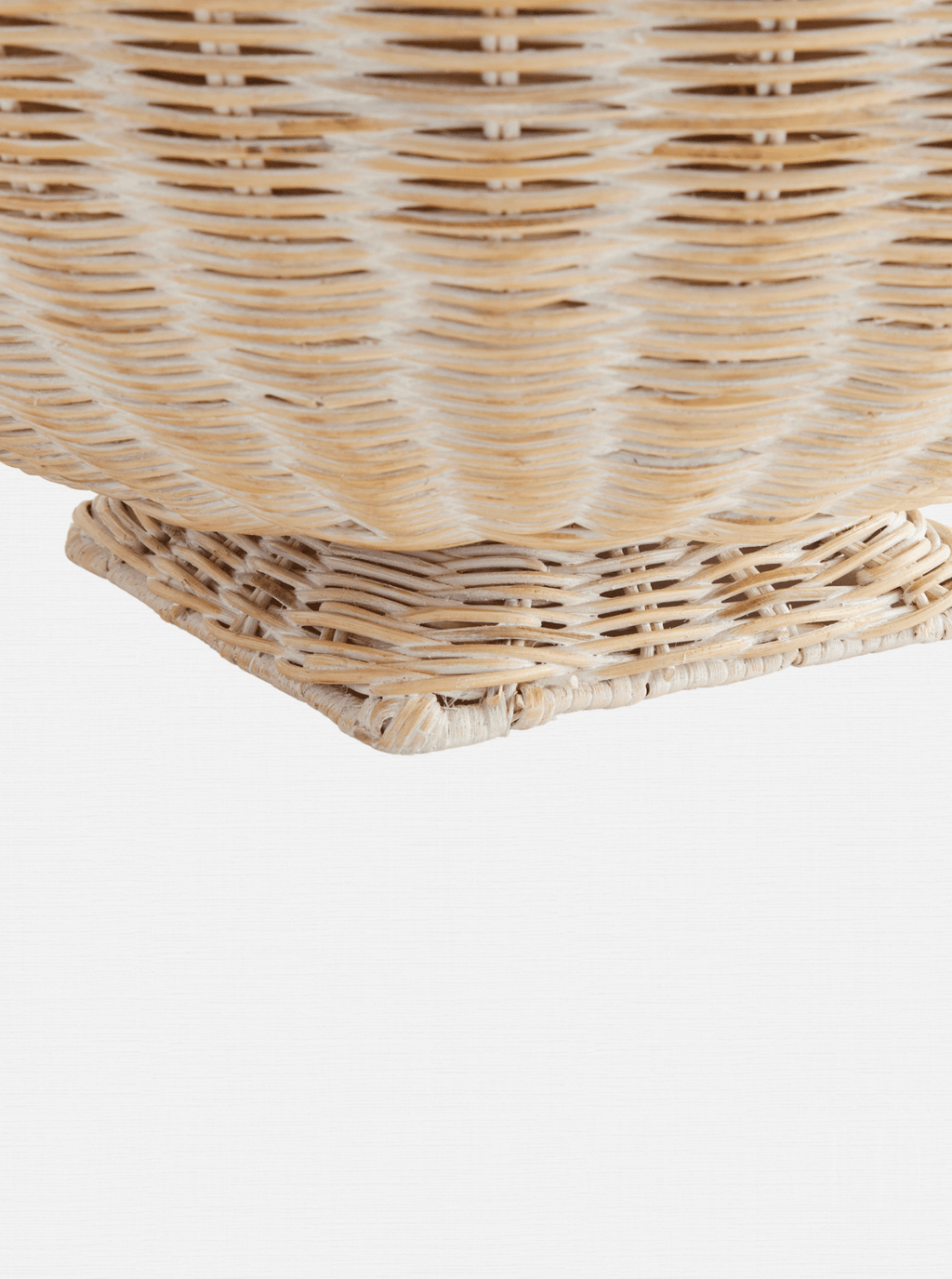 Bol sur pied en rotin Charlie