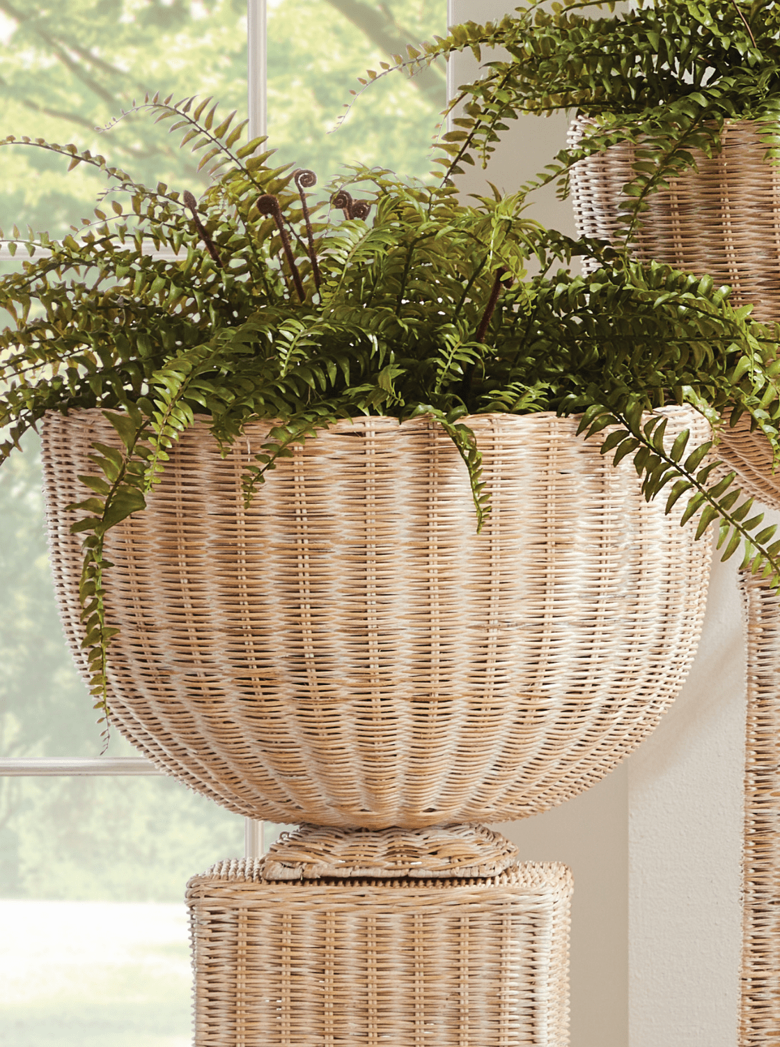 Bol sur pied en rotin Charlie