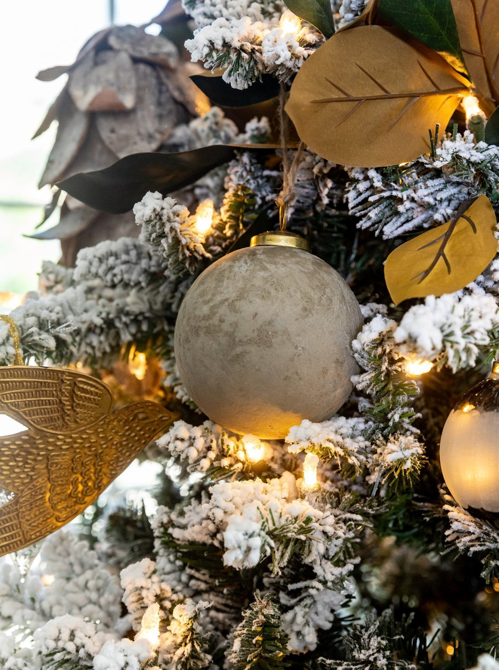 Ornements givrés vieillis