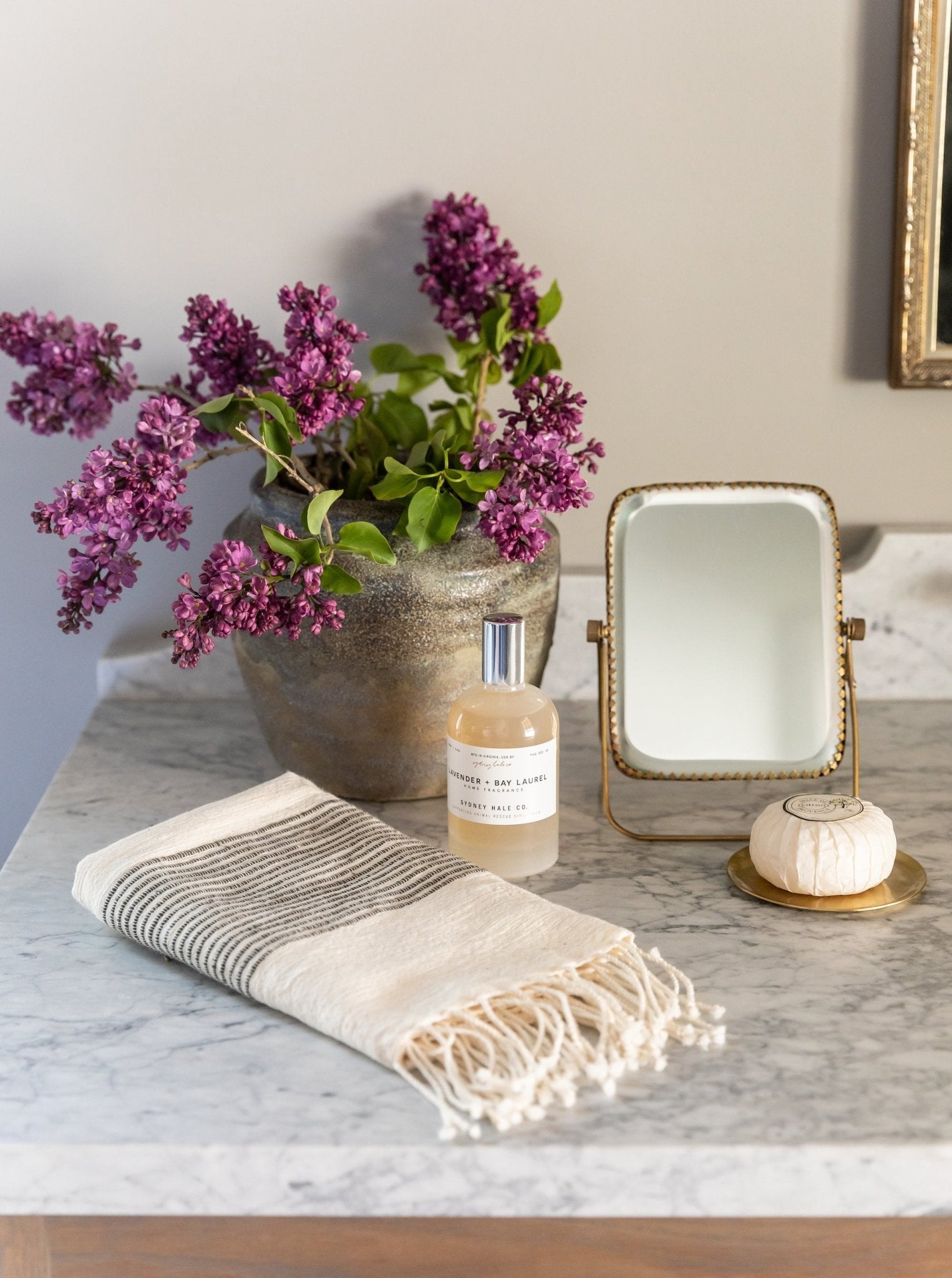 Miroir de coiffeuse orné