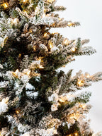Sapin artificiel floqué pré-illuminé de 2,3 m
