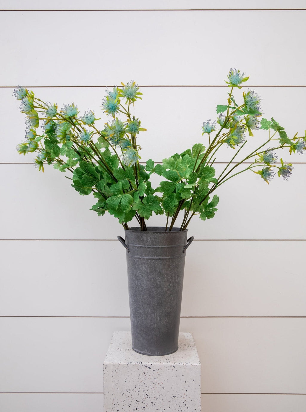 Seau de jardin français