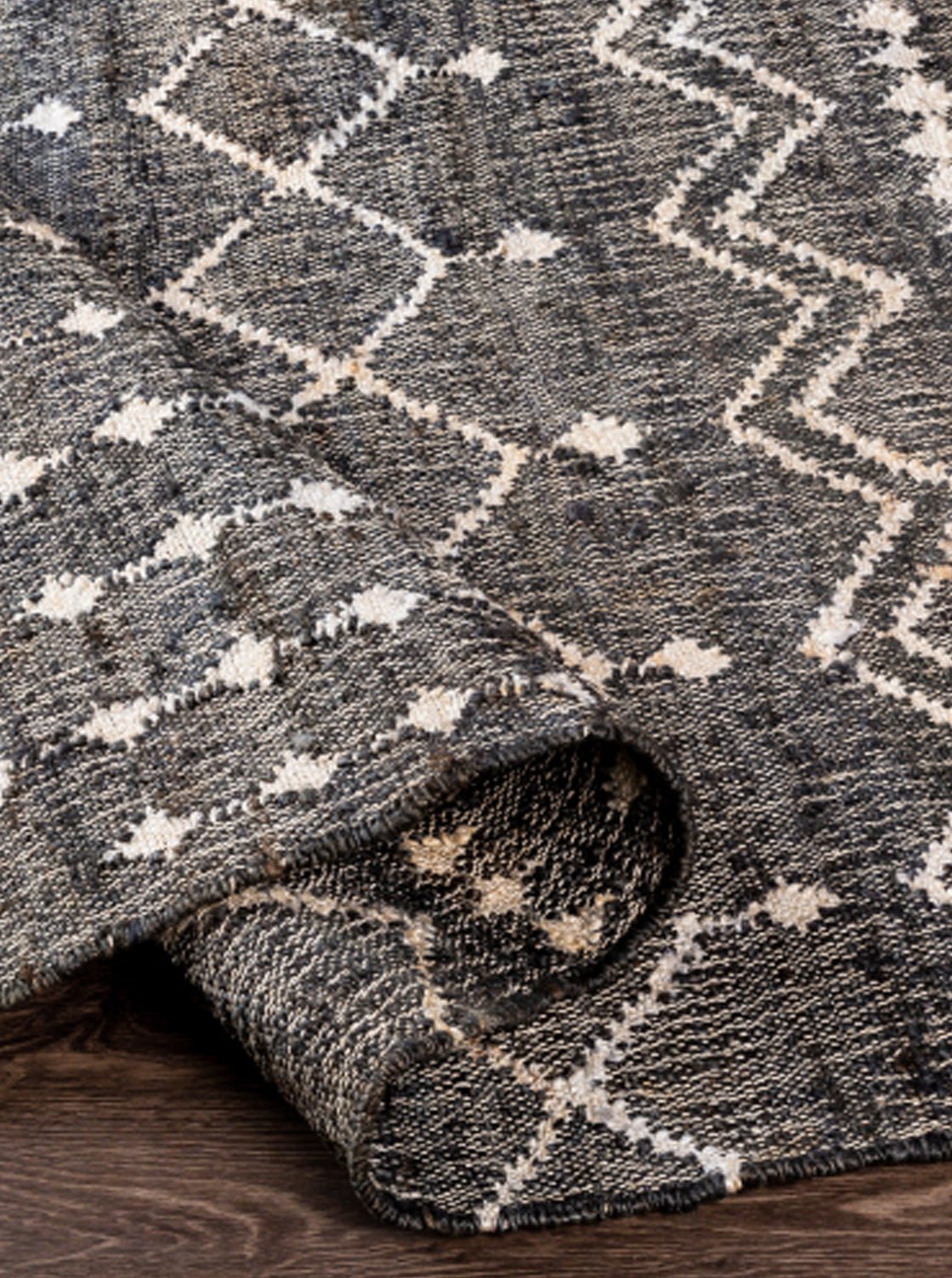 Échantillon de tapis Hana couleur anthracite