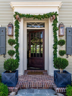 Oiseau suspendu et cloches