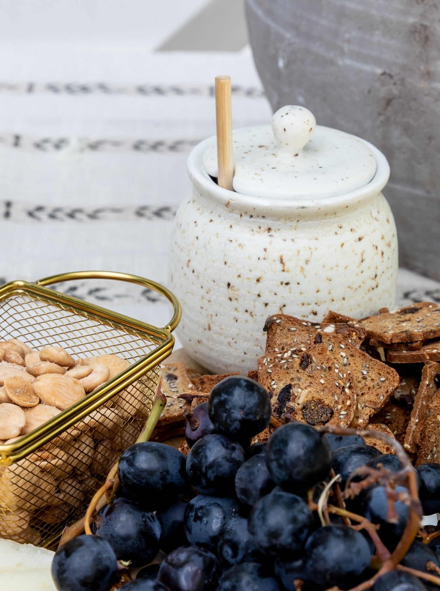 Pot de miel et louche