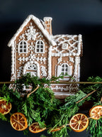 Maison en pain d'épice illuminée n° 5