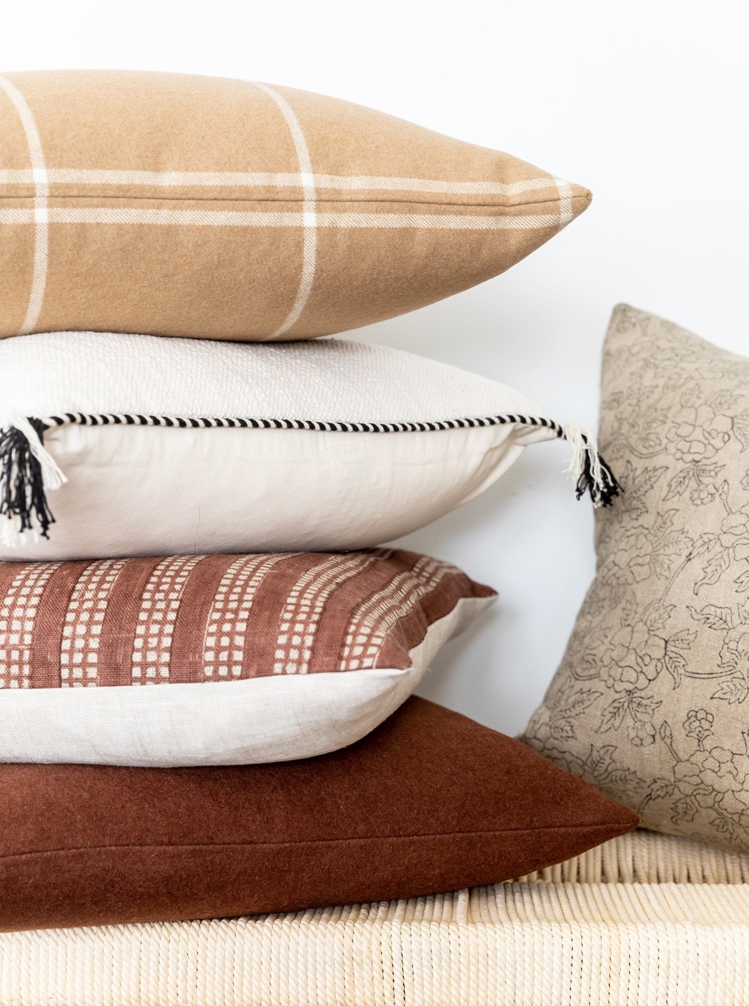 Coussin Luther, texture tissée, bord tressé, fait main, sans garniture en duvet, accessoire de décoration pour la chambre