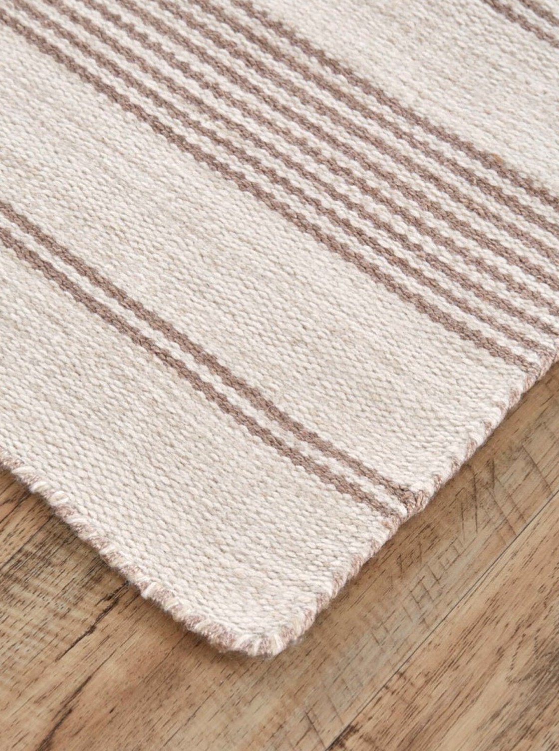 Échantillon de tapis Nantes Champignon