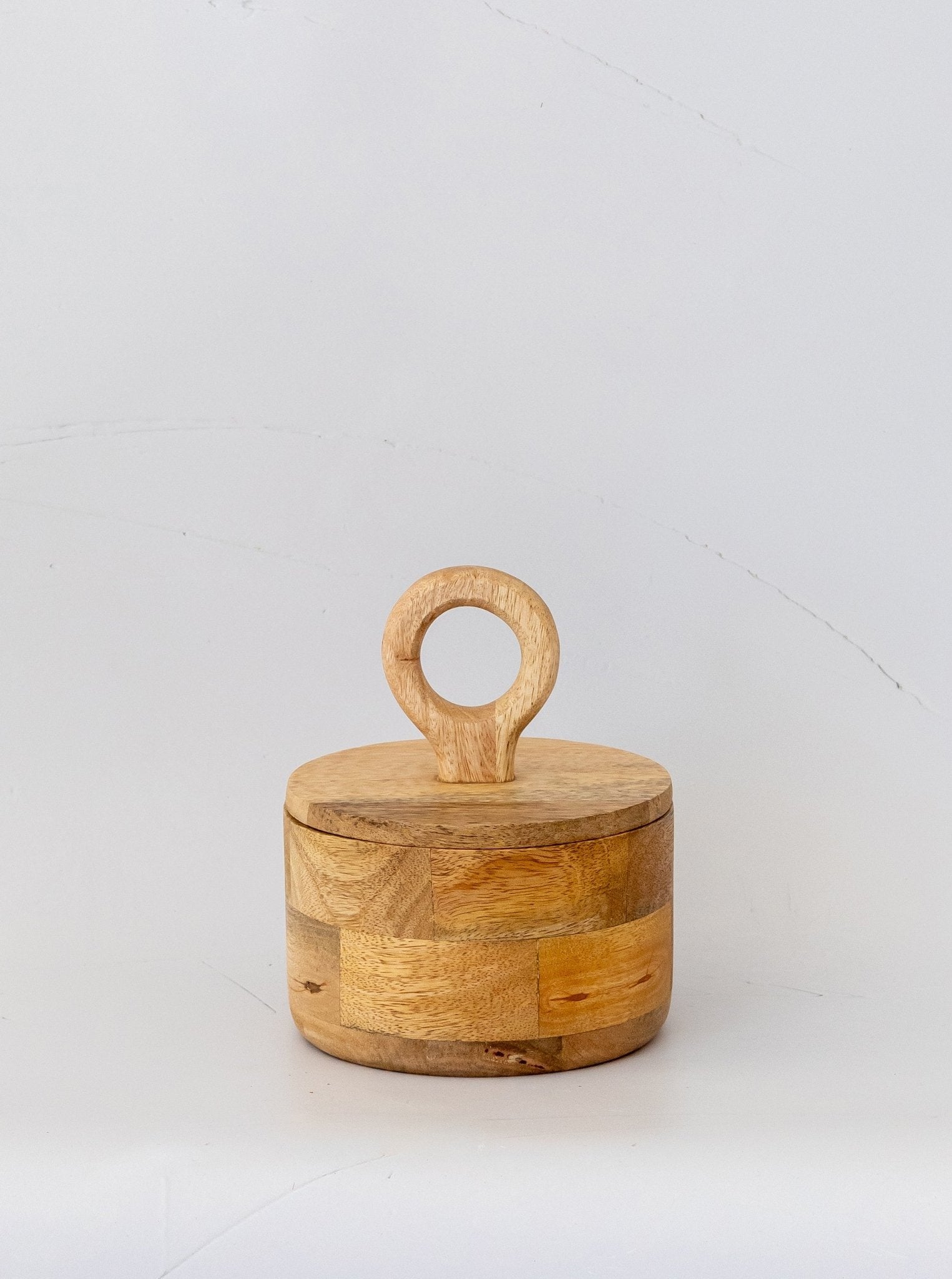 Boîtes à couvercle annulaire