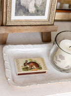 Plateau à bords ondulés