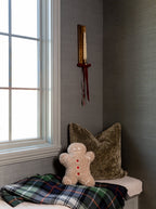 Ruban de velours et ciseaux